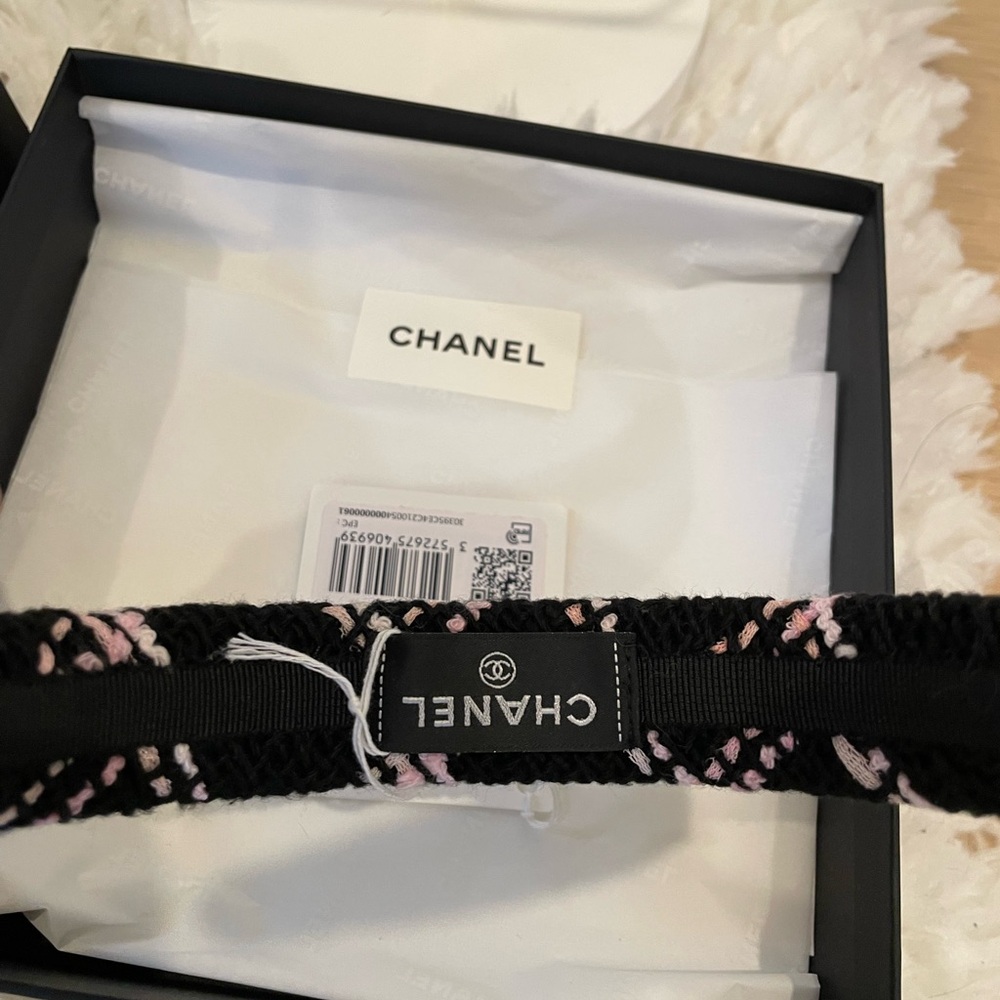 NWT CHANEL 2024 Tweed CC Headband - Picture 5 of 10